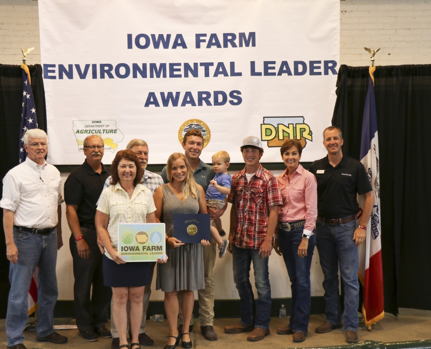 Group photo of the Maas family at the Iowa State Fair